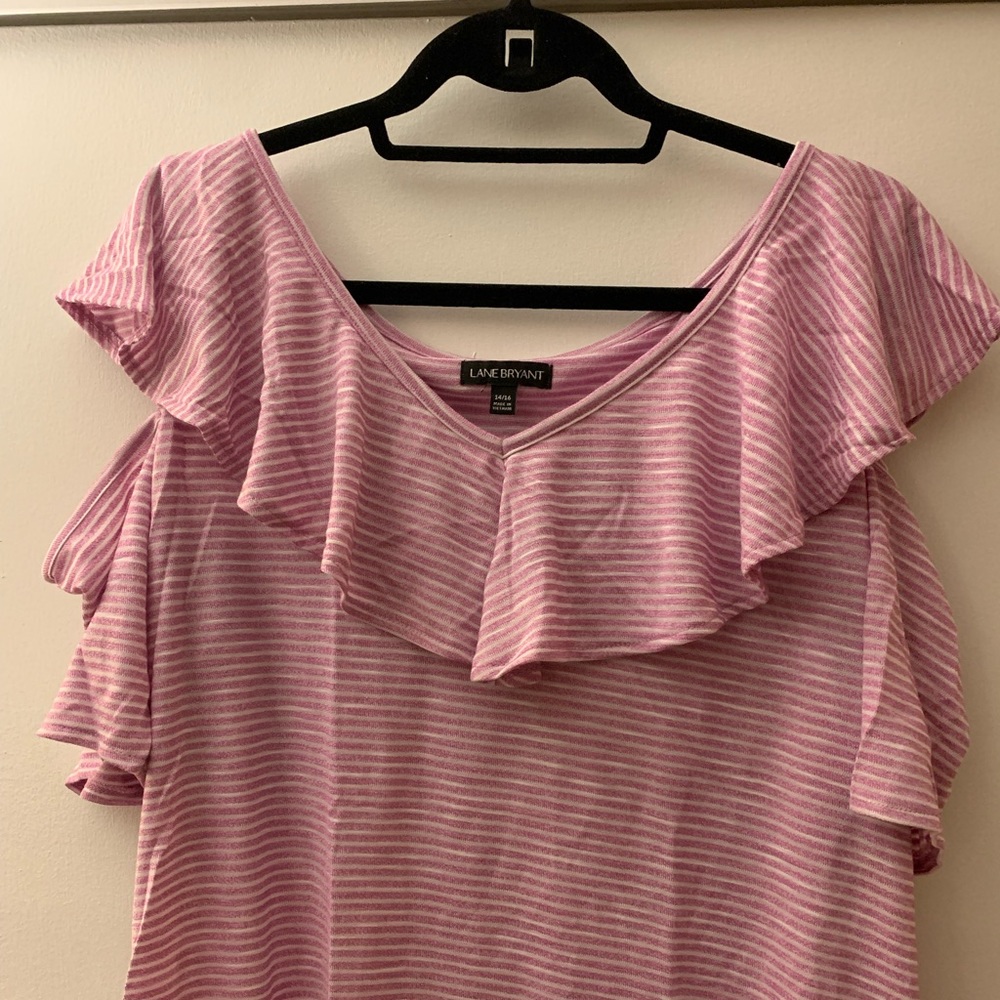 Lane Bryant t-shirt (size 14/16)